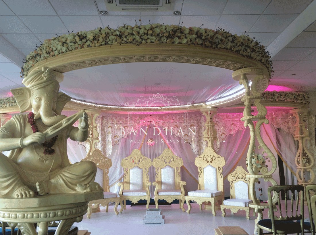 Om Mandap Main