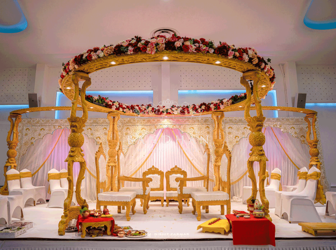 Rekha Mandap Main